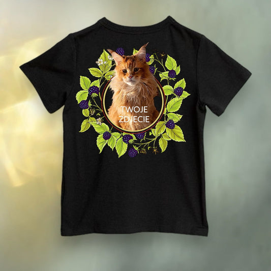 Koszulka z Twoim Pupilem Personalizacja / Biała / Czarna / Dziecięca Unisex / Jeżyny 1