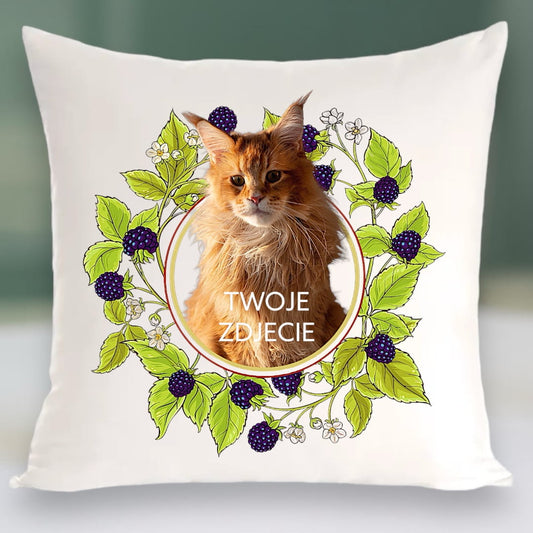 Personalizowany Prezent Poduszka z Twoim Pupilem / Jeżyny 1